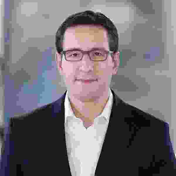 Dr. Martin P. L&ouml;gering